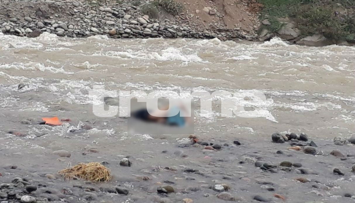 Encuentran cadáver de sujeto en el Río Rímac. Fotos: Mónica Rochabrum