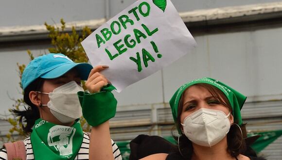 Con una mayoría absoluta de 75 votos, la Asamblea Nacional (de 137 escaños) dio luz verde al proyecto de ley que norma el aborto por orden de la Corte Constitucional. (Foto:  Rodrigo BUENDIA / AFP)