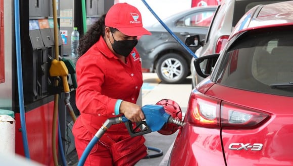 El precio de los combustibles fue incluido en el fondo de estabilización. (Foto: Lino Chipana Obregón /@photo.gec)
