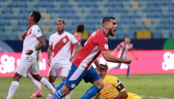 No pudo hacer nada Gallese: Junior Alonso anotó el 2-2 de Paraguay ante Perú en cuartos de Copa América | Foto: Paraguay