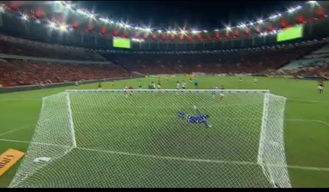 Paolo Guerrero casi marca golazo en Flamengo vs Ponte Preta por la Copa Brasil