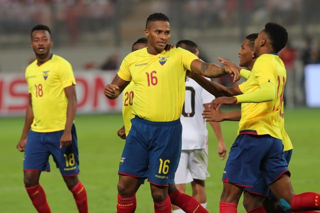 Perú vs Ecuador: Gol de Antonio Valencia