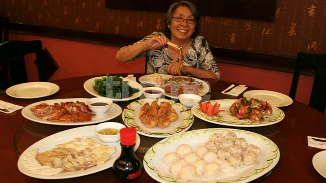 Delicias chinas para celebrar el 'Año del Gallo'. Liliana Com, administradora de restaurantes Wa Lok, presenta los principales platillos para iniciar el año con alegría, prosperidad, felicidad y mucha buena energía. (Isabel Medina / Trome)