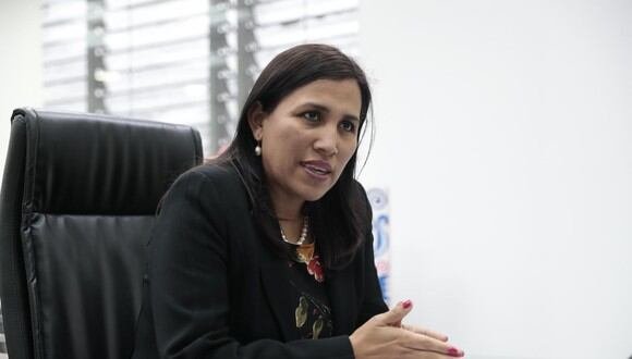 La decisión de la ministra se produce luego de que trascendiera este jueves la renuncia de la ministra de Justicia, Ana Teresa Revilla, y el ministro de Transportes y Comunicaciones, Edmer Trujillo.  (Foto: GEC)