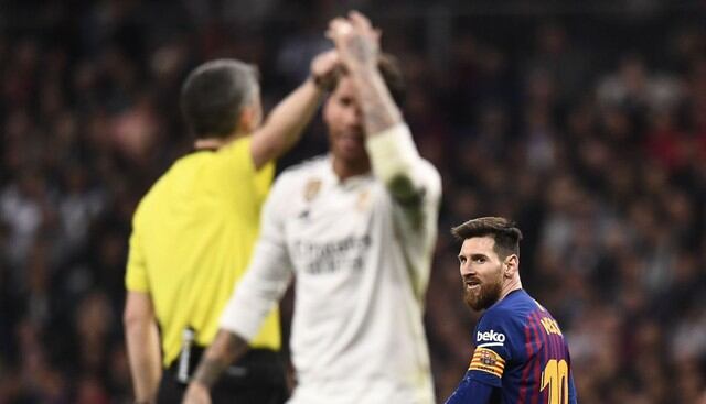 Sergio Ramos aplicó manotazo a Lionel Messi en Real Madrid vs Barcelona por Liga Santander