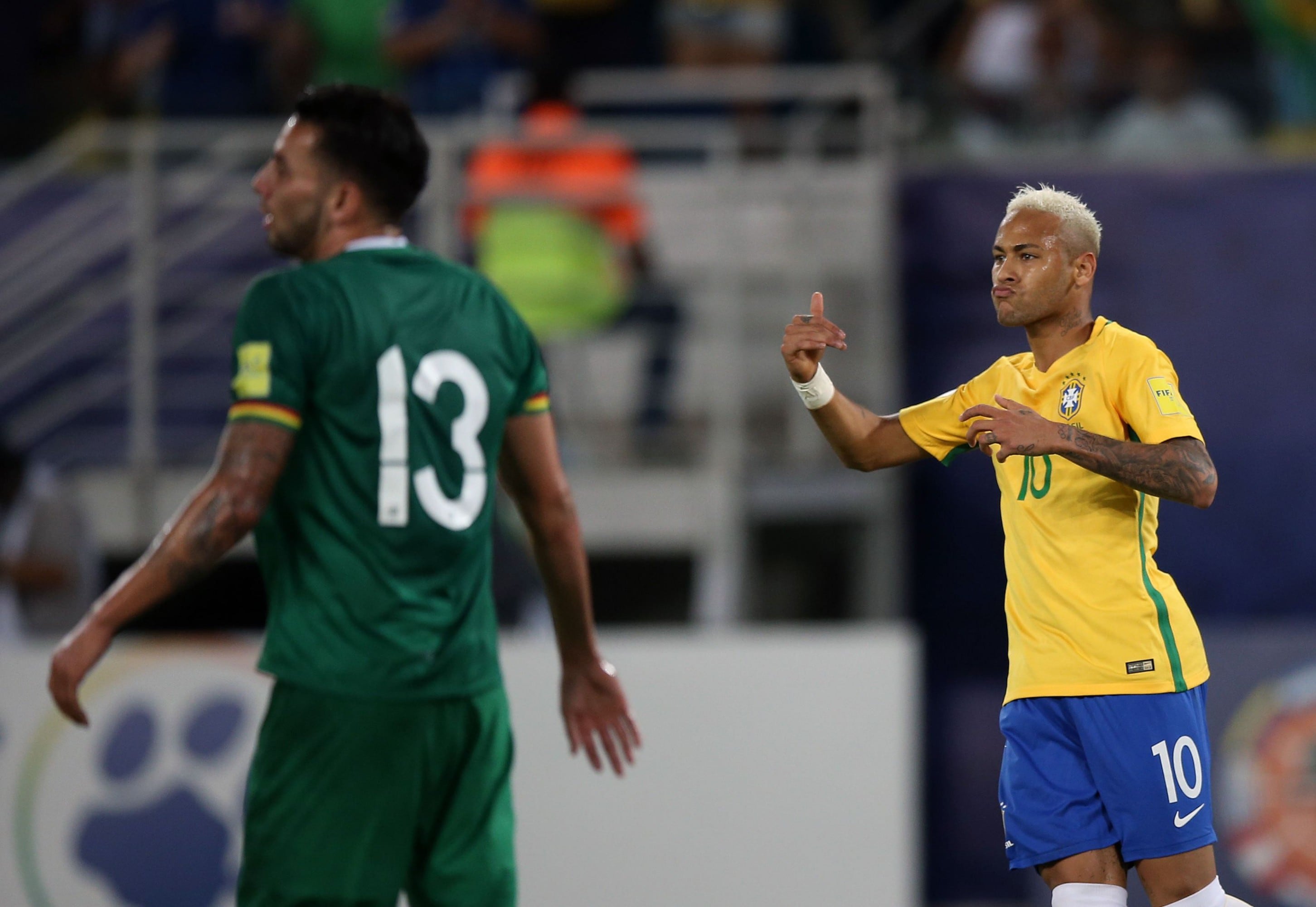Continuaron 'las diabluras' de Neymar en la selección brasileña. (Agencias)