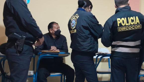 Huancayo: El Suboficial Técnico PNP Pedro Leonardo Buitrón Pariona fue detenido por cobrar hasta 12 mil soles a suboficiales para trasladarlos a otras dependencias policiales. (Foto PNP)