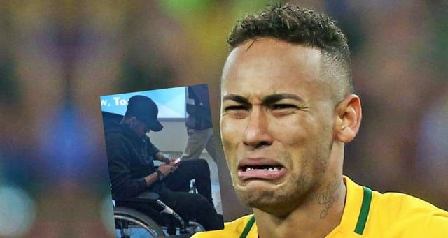 Neymar llegó en silla de ruedas a Brasil, será operado y tendrá tres meses fuera de las canchas