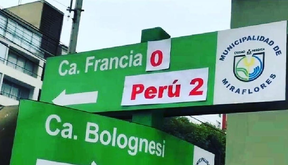 Cartel de calle de Miraflores pronosticó resultado entre Perú vs Francia por Rusia 2018. (Foto: Facebook)