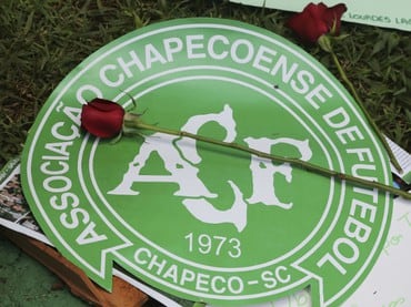 Hasta el momento se han identificado a 44 personas de la tragedia de Chapecoense en Colombia.