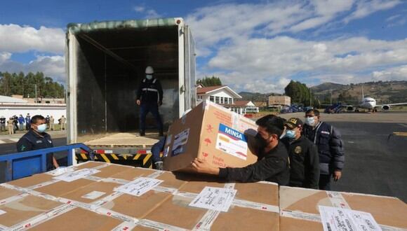 Minsa distribuye más de 3'560. 000 dosis de la vacuna contra la COVID-19 a las regiones del Perú. (Foto: @Minsa_Peru)