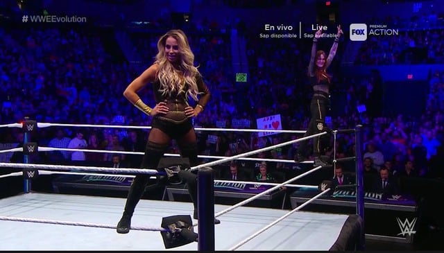 Lita y Trish unieron fuerzas para imponerse a sus rivales. (WWE)