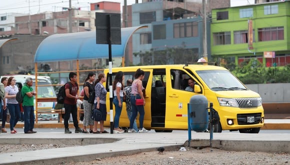 Congreso busca aprobar por insistencia la formalización de taxis colectivos. (Foto: Lino Chipana/GEC)