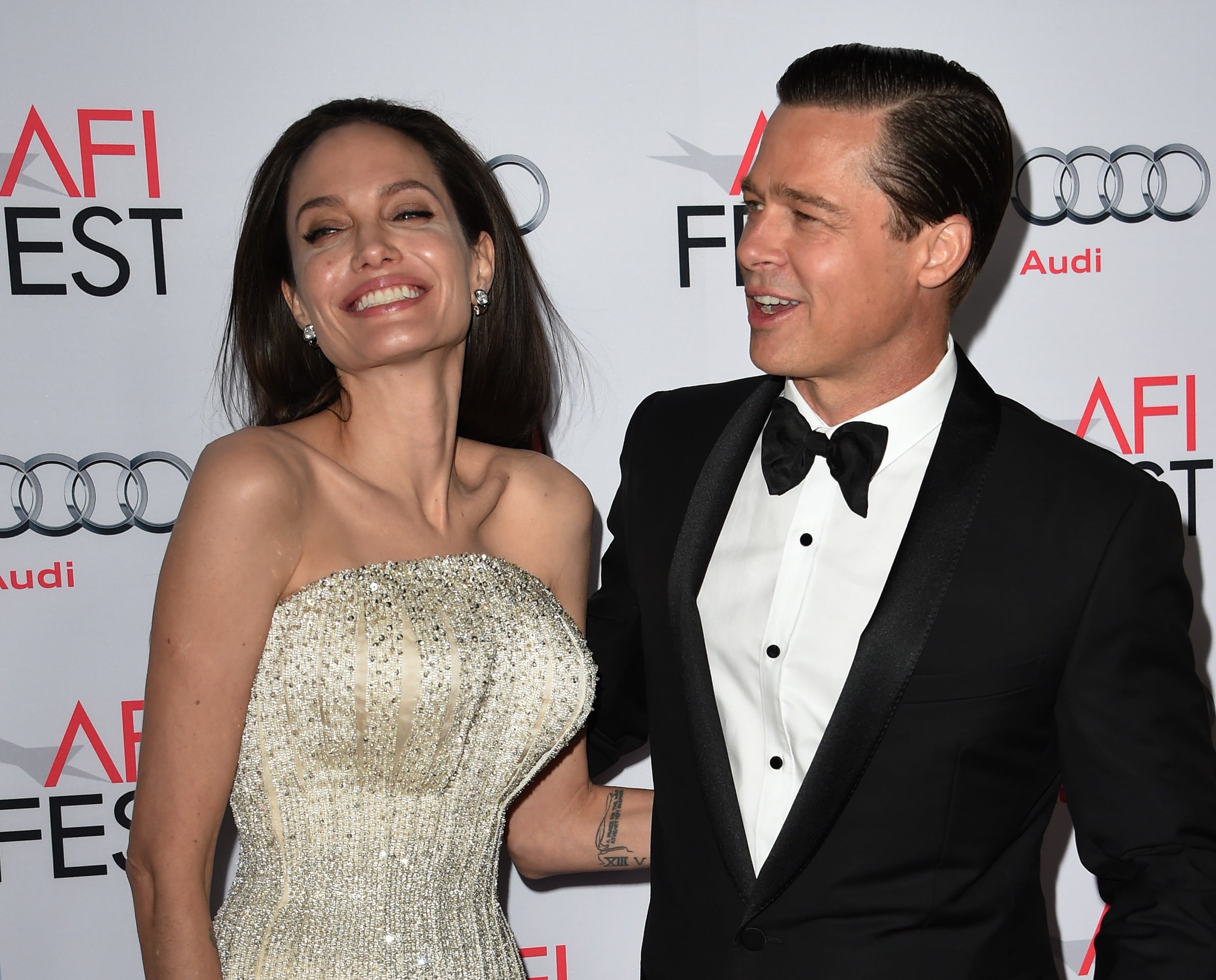 Ex pareja de Angelina Jolie le respondió fuerte y claro sobre pensión de alimentos. Brad Pitt indica que pagó 9 millones de dólares. (Foto: AFP)