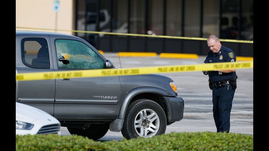 Tiroteo en Houston deja nueve heridos y al autor de los disparos muerto. (AFP)
