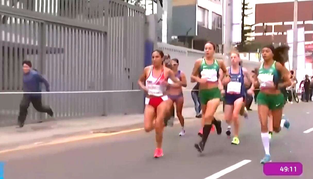 Niño corrió tramo de la Maratón Lima 2019 junto a Gladys Tejeda