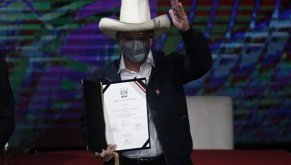 Pedro Castillo Terrones recibió sus credenciales como Presidente Constitucional de la República del Perú para el periodo 2021-2026. (Foto: César Campos Medina / @photo.gec)