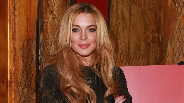 Lindsay Lohan fue captada con un nuevo galán. Foto: AFP