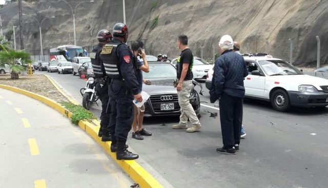 Accidente vehicular causó gran congestión en la Costa Verde (Foto: María del Carmen Yrigoyen)