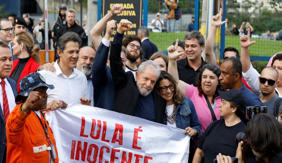 Lula da Silva salió en libertad tras pasar 580 días en prisión. (Foto: Agencias)