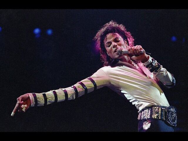 Michael Jackson lidera el ranking de Forbes de las celebridades fallecidas que más ganaron por cuarto año consecutivo. (Foto: AP)