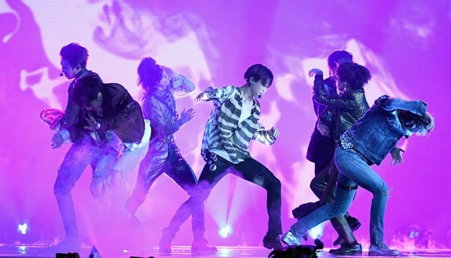 La banda surcoreana BTS fue el broche de oro de los premios Billboard.