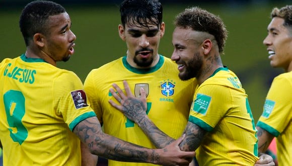 Neymar le huacha a Callens y habilitó a Paquetá para el 1-0 de Brasil ante Perú en Copa América 2021 |  (Photo by SILVIO AVILA / AFP)