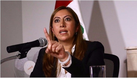 Katherine Ampuero señala que con una comparecencia con restricciones, Betssy Chávez podría optar por pedir asilo político.