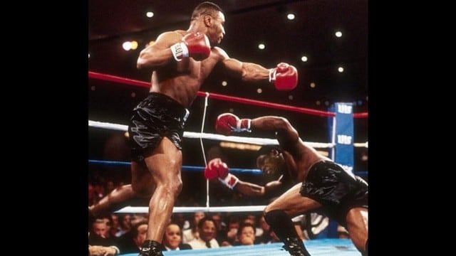 Mike Tyson arrasó con Trevor Berbick el 22 de noviembre de 1986. (Facebook Mike Tyson)