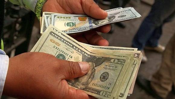 ¿A cuánto cotiza el dólar? (Foto: Reuters)