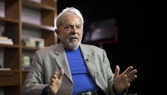 Lula llegó a pasar 580 días en prisión y fue liberado una vez que el Supremo alteró su propia jurisprudencia y decidió que una persona sólo puede ingresar a la cárcel cuando ya no tenga apelaciones disponibles, que no era el caso del exmandatario. (Foto: EFE)