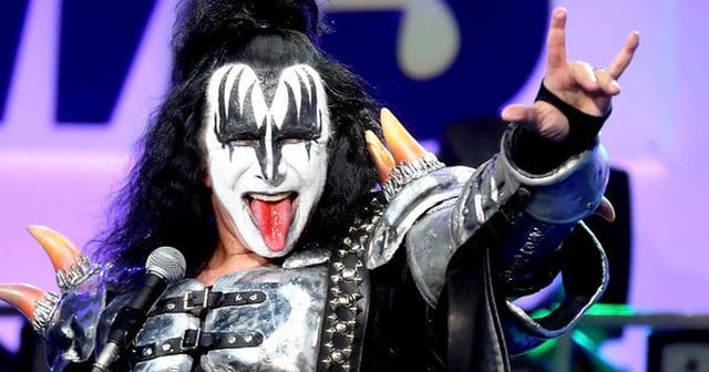 El conocido bajista de Kiss, Gene Simmons, fue acusado por una mujer de agresión sexual.
