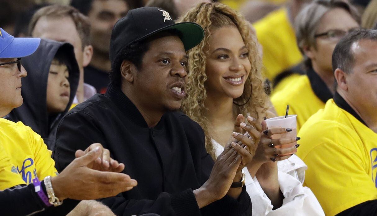 Jay-Z se convirtió en el primer multimillonario del hip-hop, según la revista Forbes. (Foto:AP)