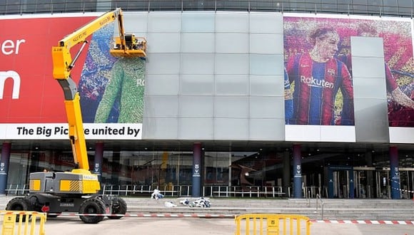 Lionel Messi es arrancado de las paredes del Camp Nou (Foto: Agencias)
