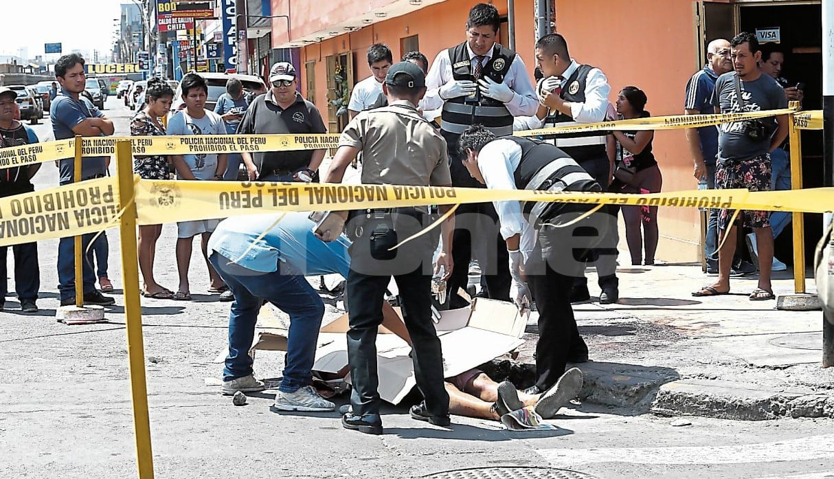 Ate: Mototaxista mató a cuchillazos a su rival de amores