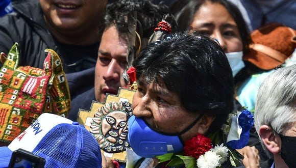 Evo Morales, que también es presidente del gubernamental Movimiento al Socialismo (MAS), se suma a la lista de algunas autoridades del Gobierno del presidente Luis Arce que se contagiaron con el virus. (Foto: RONALDO SCHEMIDT / AFP)