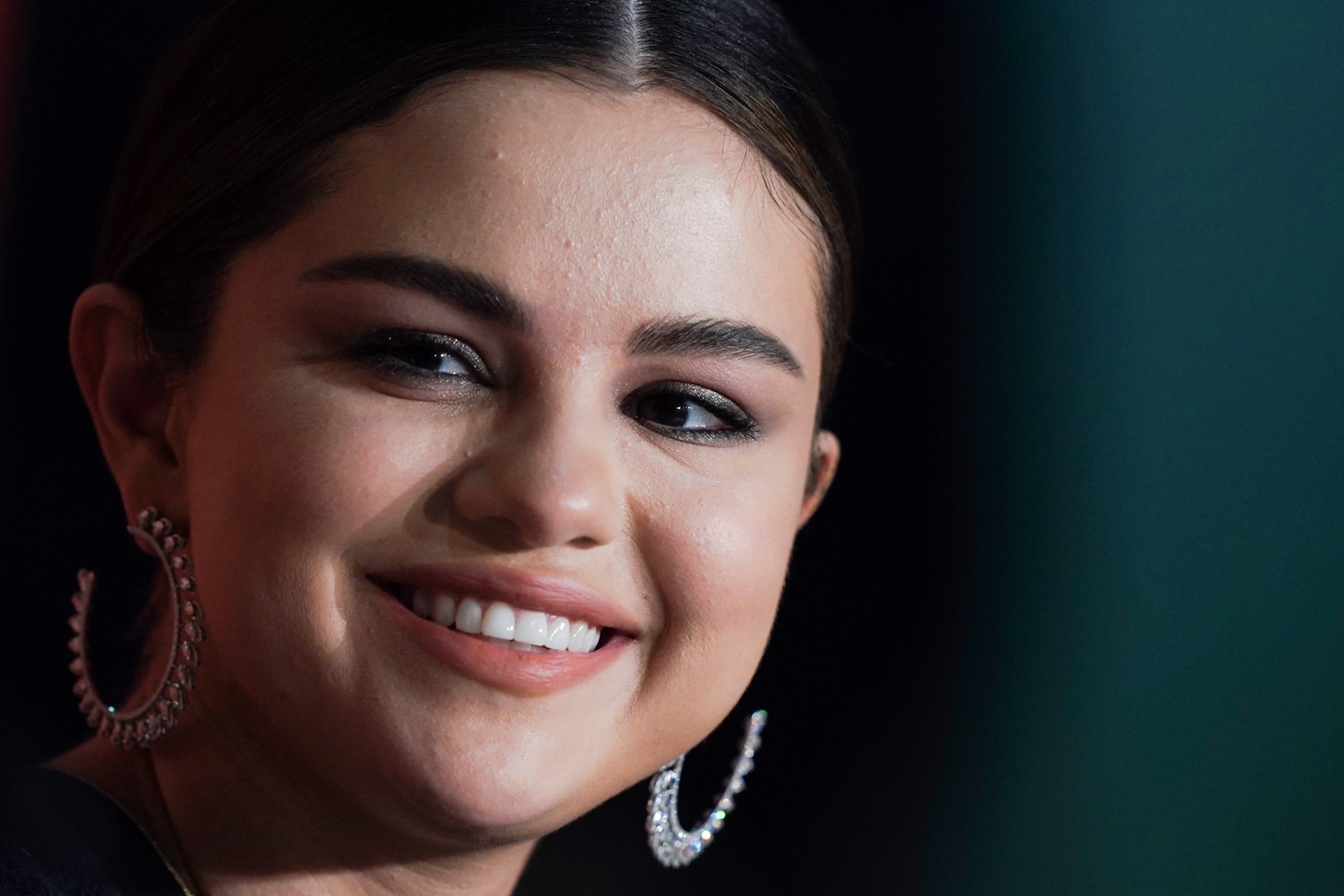 Selena Gomez dice que las redes sociales son “peligrosas" y “terribles” para los jóvenes (Foto: AFP)