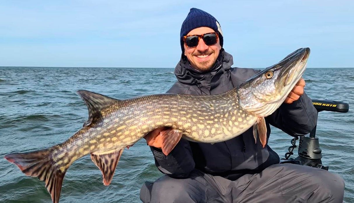 Zlatan Ibrahimovic rompió la cuarentena para irse a pescar en Suecia. (Foto: Instagram)