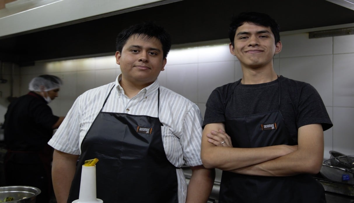 Alexander y Elías son los creadores del portal gastronómico más grande del país. (Foto: GEC)&nbsp;