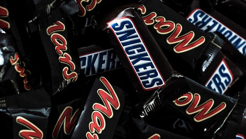 Snickers, Milki Way y otros chocolates son retirados de 55 países. ¡Nooooooo!