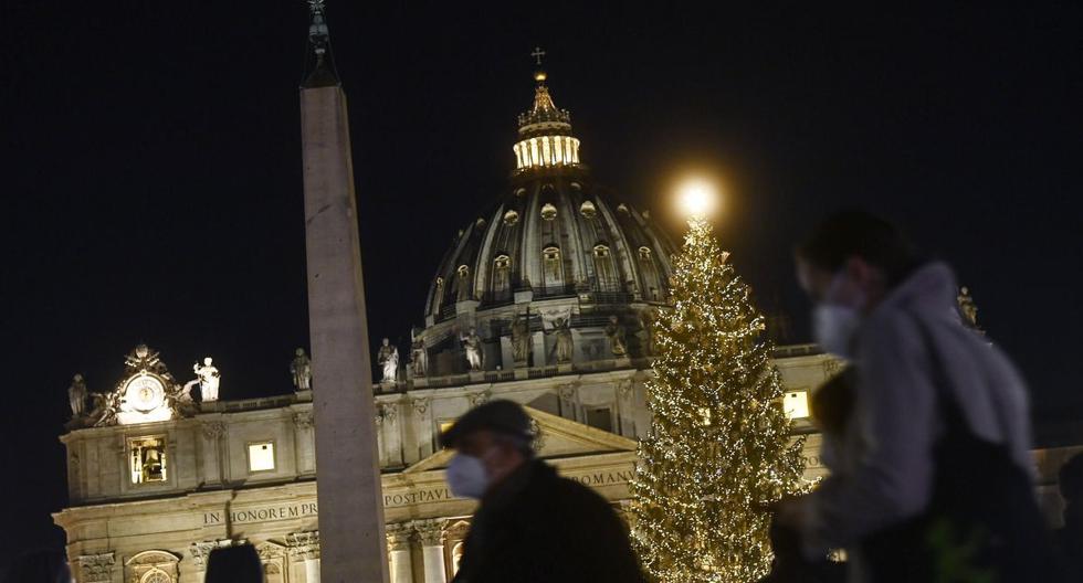 Imagen referencial. El Vaticano ha aplicado una serie de medidas de prevención de contagios y las celebraciones de estas atípicas Navidades se están celebrando sin fieles. (EFE/Riccardo Antimiani).