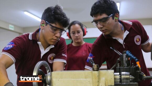 Estudiantes universitarios iniciaron la construcción de su proyecto que será uno de los que representará al Perú ante la NASA. ( UDEP / Trome)
