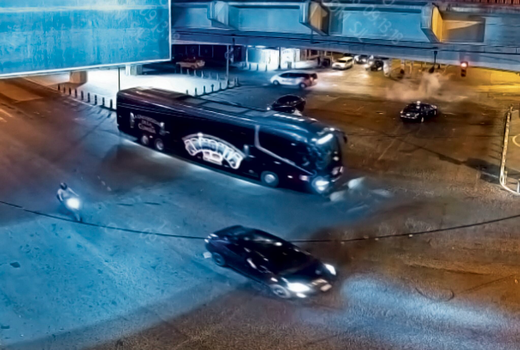 Bus de Armonía 10 fue seguido