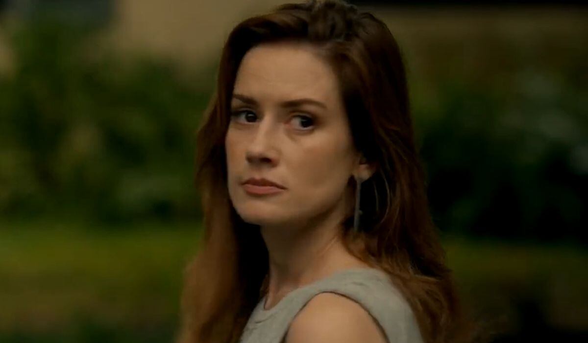 Altaír Jarabo como Camila del Río en "Juego de mentiras" (Foto: Telemundo)