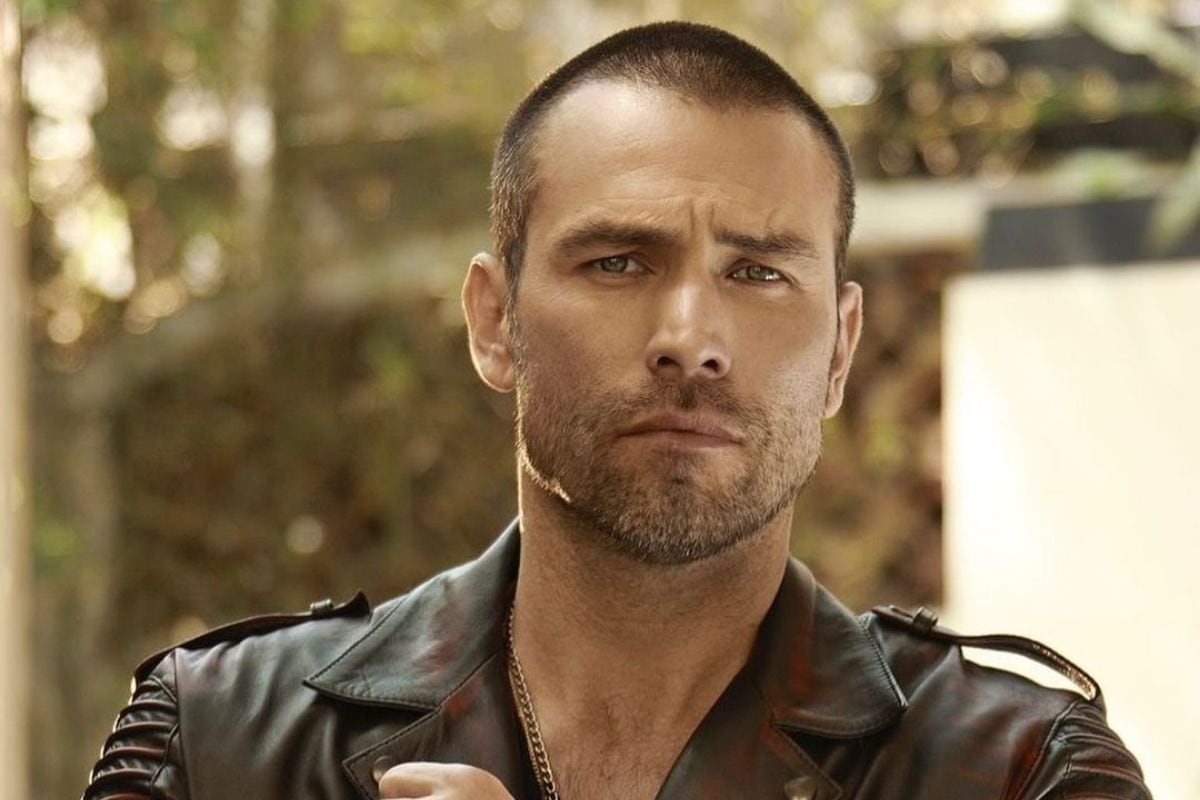 El rostro del actor no parece ser el mismo (Foto: Rafael Amaya / Instagram)