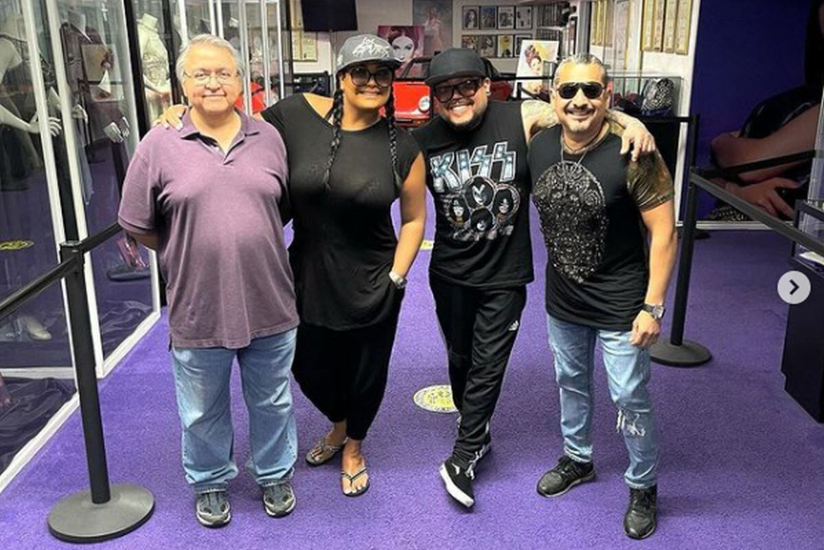 Los cuatro integrantes de Los Dinos. (Foto: Suzette Quintanilla / Instagram)