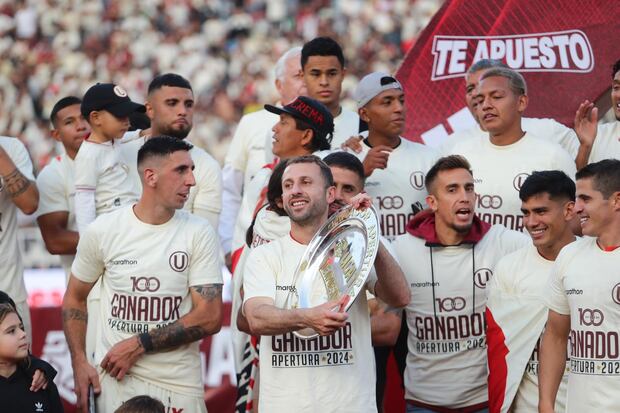 Horacio Calcaterra festeja tras su regreso a Universitario (Foto: GEC)