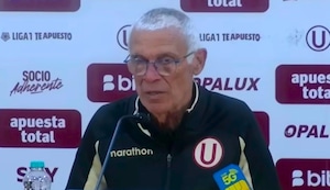 Héctor Cúper destaca mejoría de Universitario ante Sporting Cristal y afirma que continuará con el 3-5-2