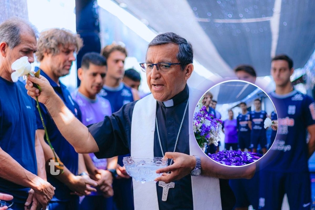 Monseñor bendijo camisetas que Alianza Lima usará este domingo en el Cusco (Foto: @alianzalima)