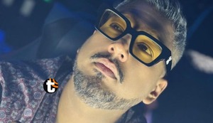 Ricardo Mendoza denuncia que auto lo sigue desde el Teatro Canout: “Estaba cuadrado al frente”